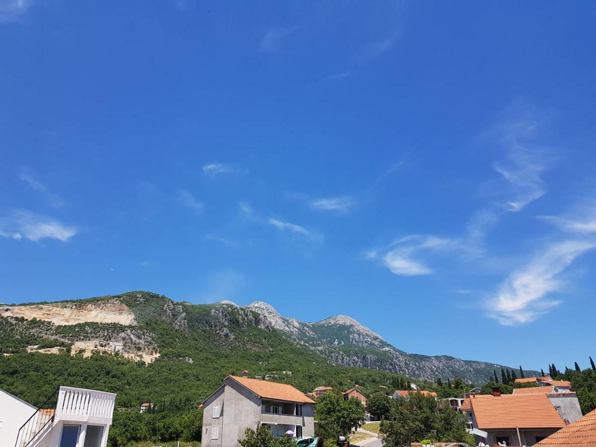 Apartments Milicic Херцег Нови Екстериор снимка