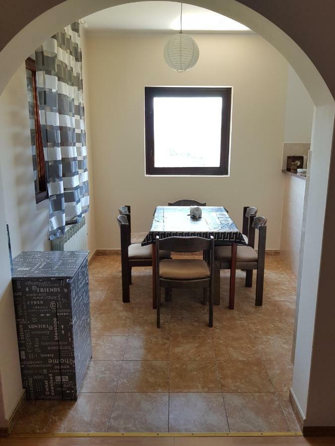Apartments Milicic Херцег Нови Екстериор снимка